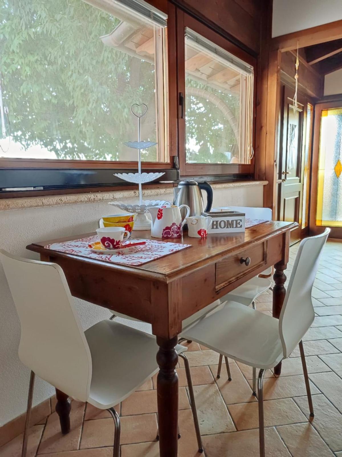 Il Bagolaro Casa Vacanze Σουλμόνα Εξωτερικό φωτογραφία