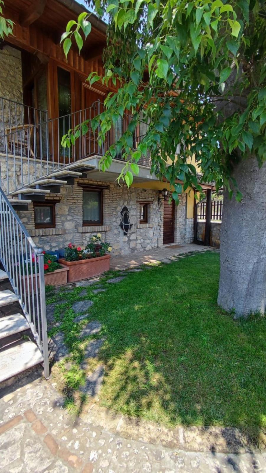 Il Bagolaro Casa Vacanze Σουλμόνα Εξωτερικό φωτογραφία